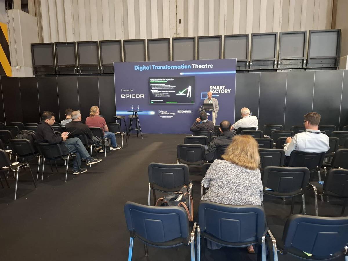 Wide view of the Digital Transformation Theatre at Smart Manufacturing Week